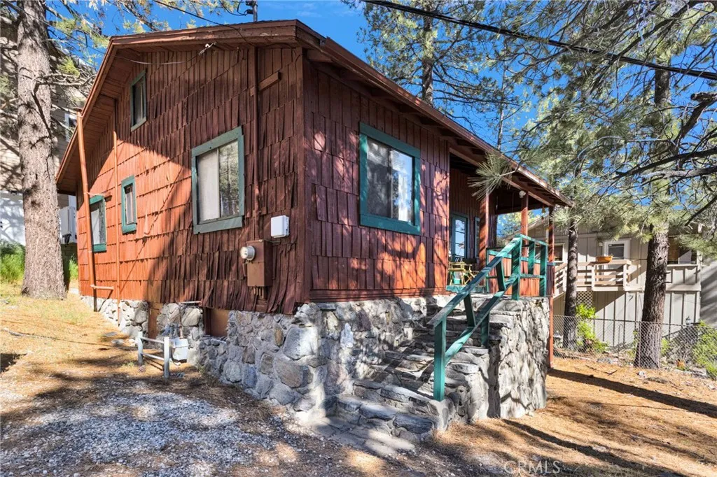2054 E Canyon, Wrightwood, CA 92397 — photo 3