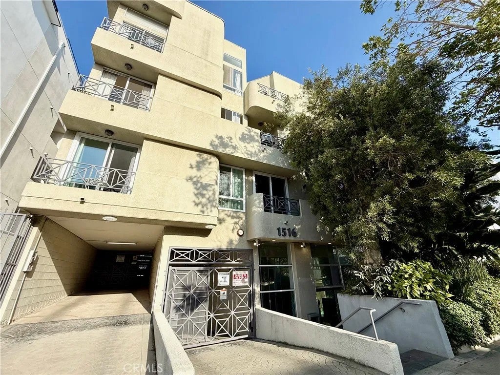1516 Hi Point 102 — photo