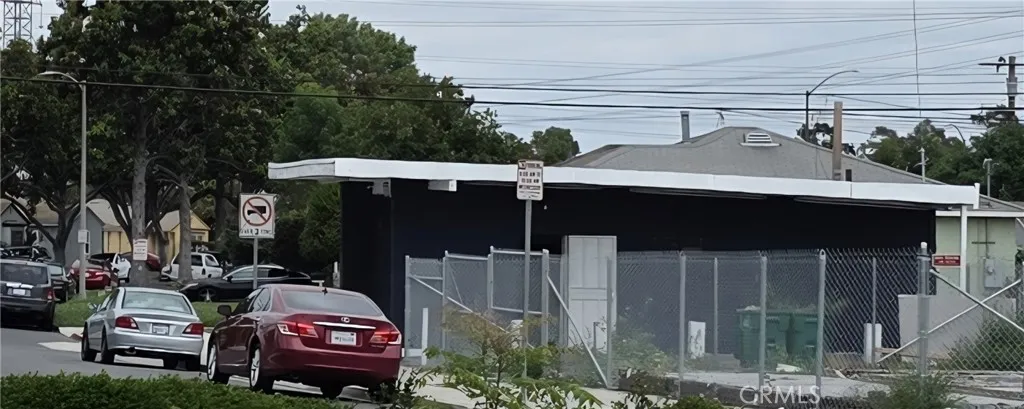 110 E Cambridge, Long Beach, CA 90805 — photo 2