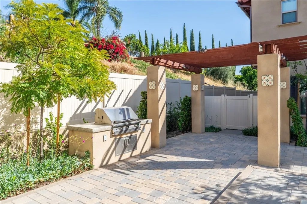 810 Francesca, Walnut, CA 91789 — photo 2