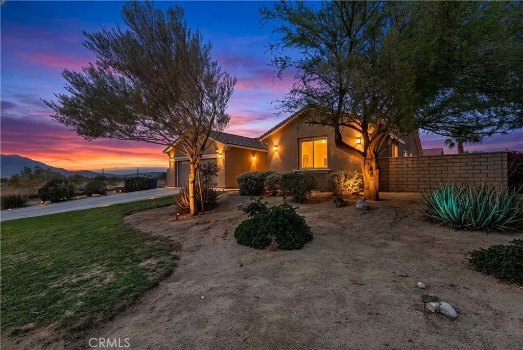 11643 Raptor Lane — photo