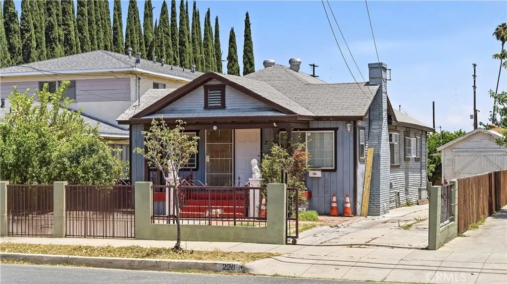 228 S Ynez — photo