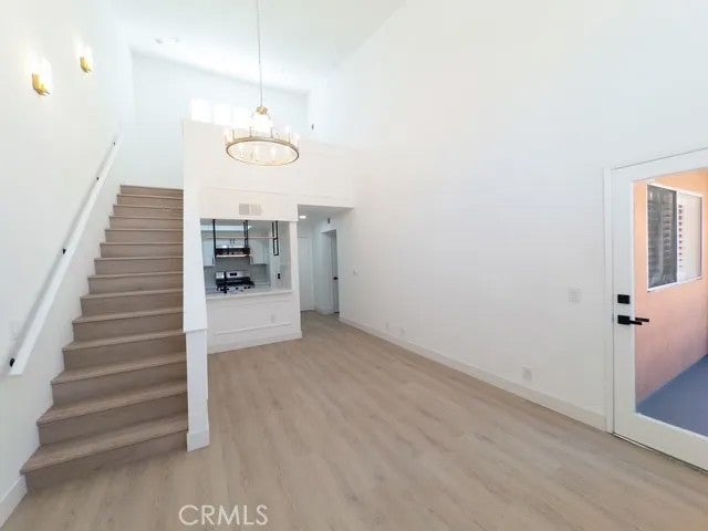 12601 Van Nuys 209 — photo