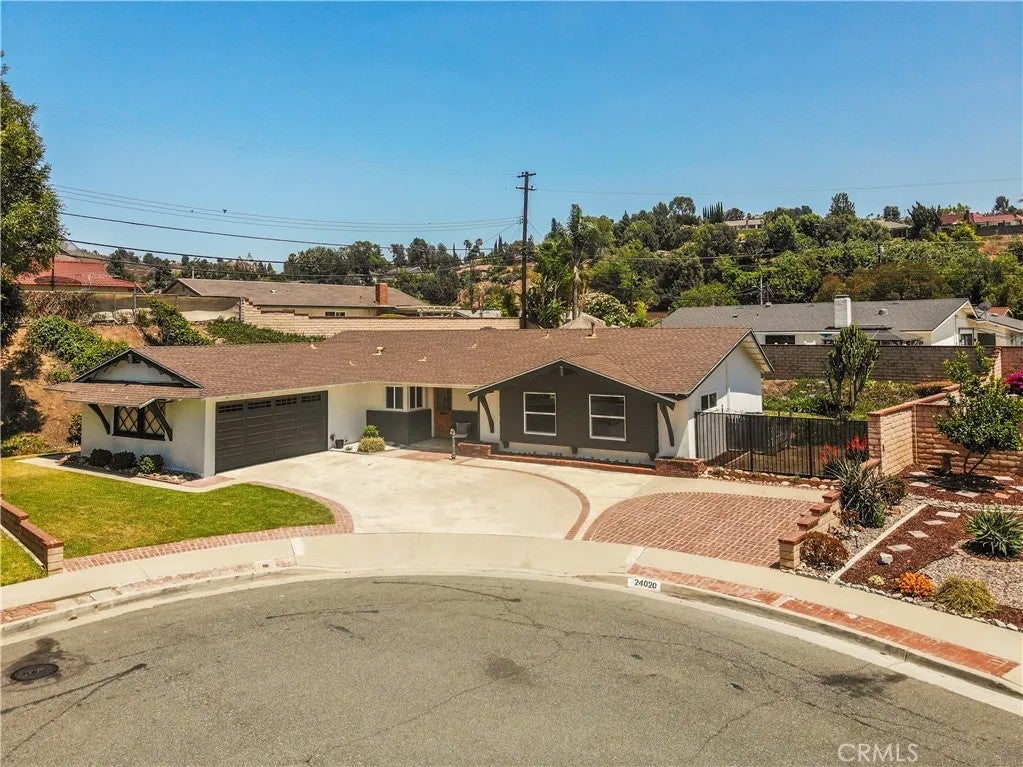 24020 Prospect Valley — photo
