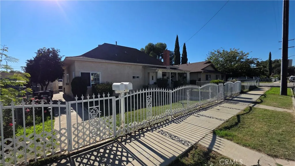 716 E 6th, Pomona, CA 91766 — photo 3