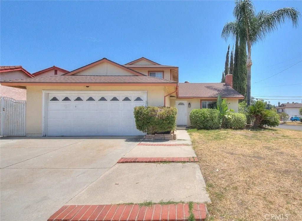20383 Damietta Dr — photo