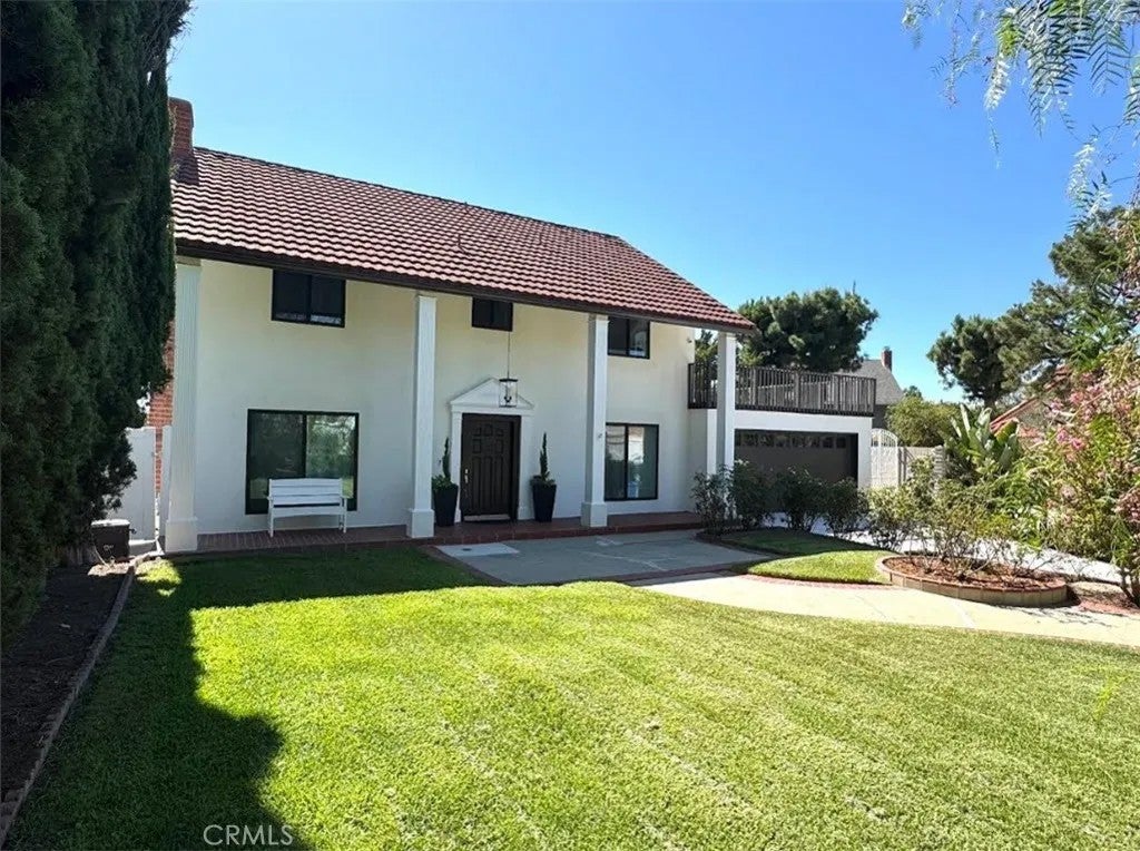 203 Tanforan — photo