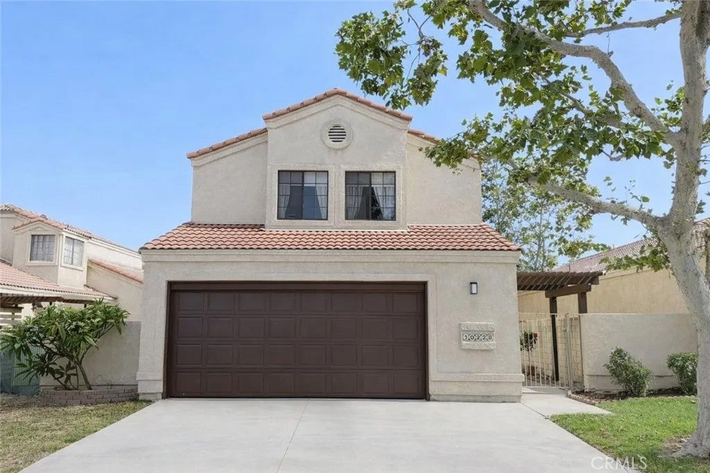 10228 Anacapa Court — photo