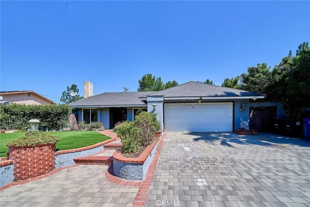 24217 Afamado Lane — photo