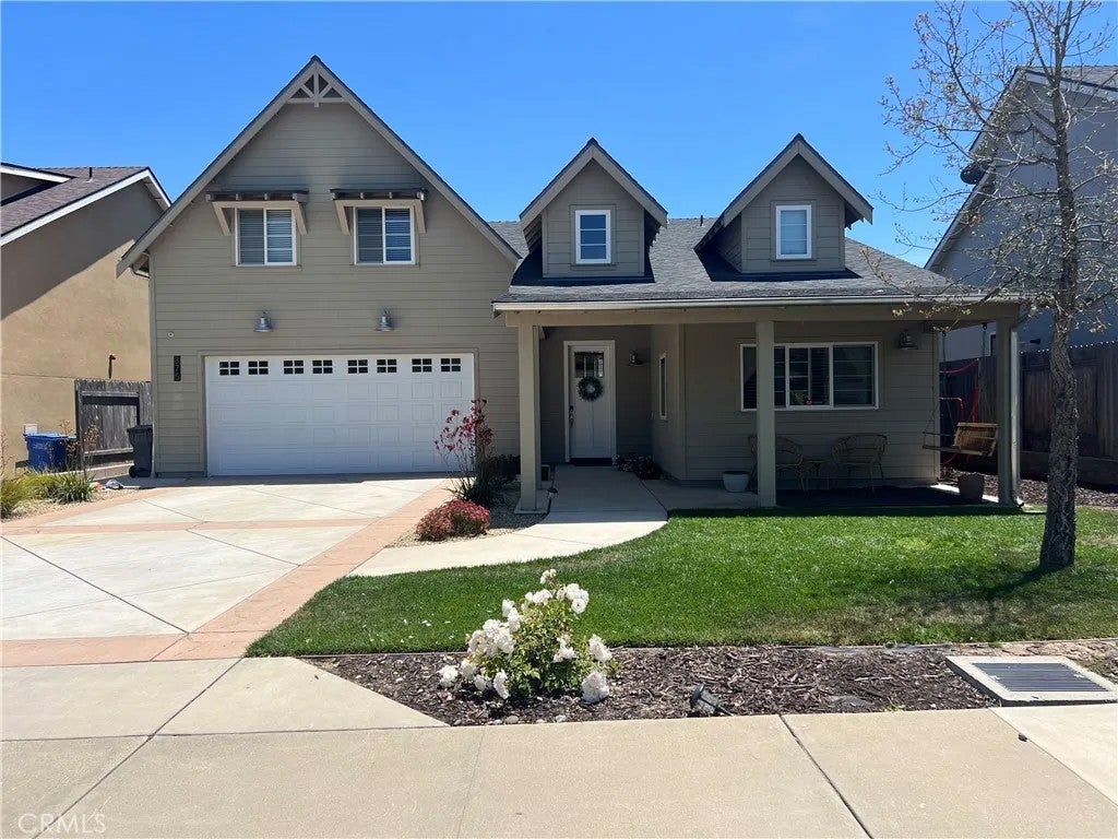 375 Mads Place — photo
