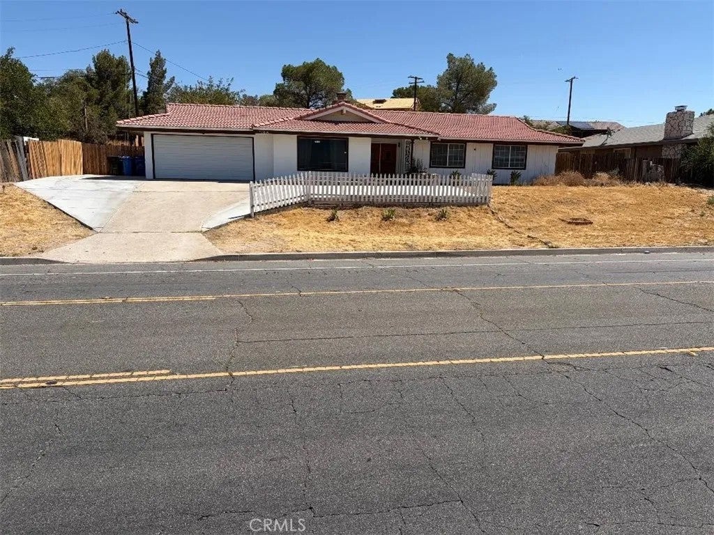 15034 Apple Valley — photo