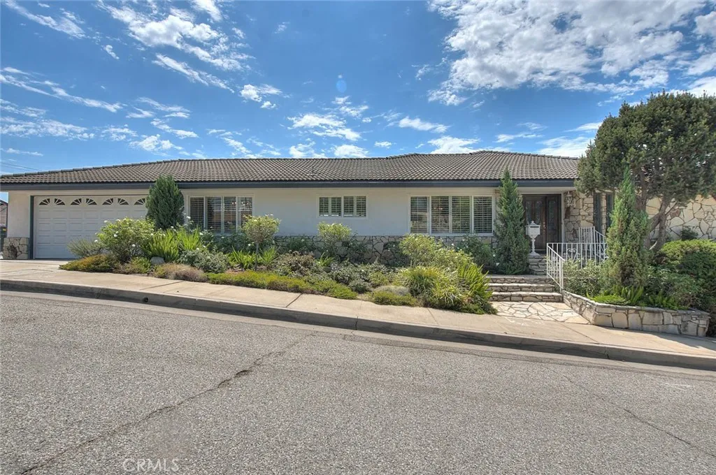 201 E Burke, Montebello, CA 90640 — photo 2