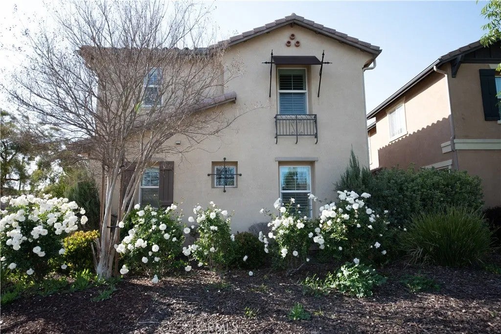 7255 Roselai Court — photo
