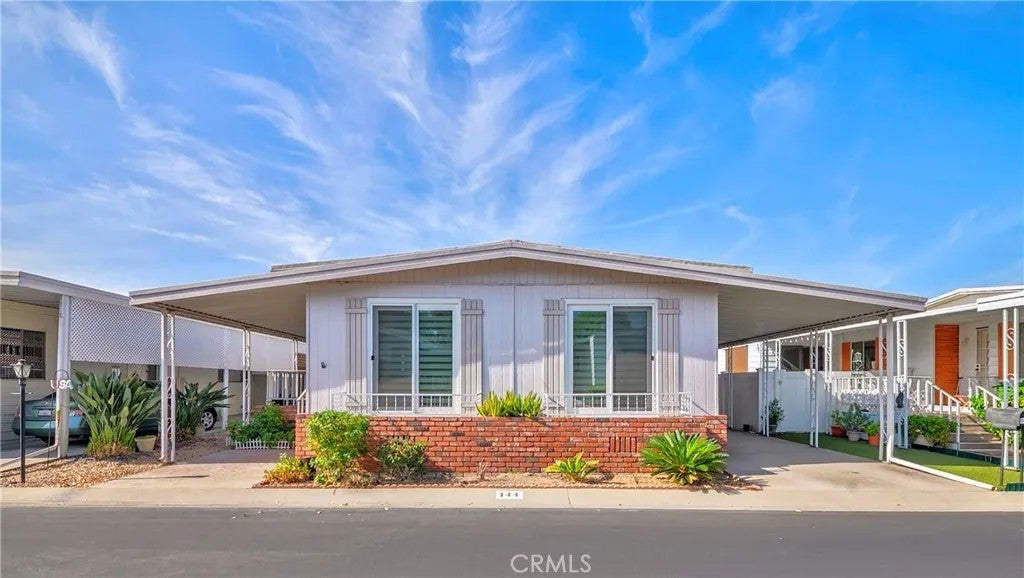 3620 Moreno 144 — photo