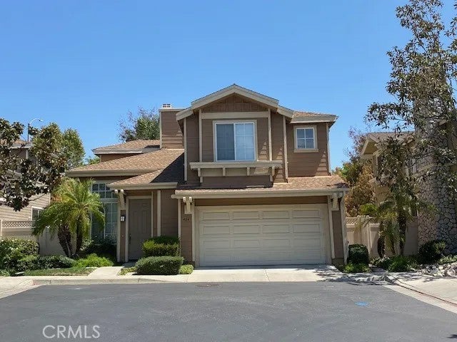 464 Middlebury Court — photo