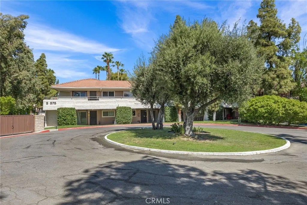575 N Villa Court 212 — photo