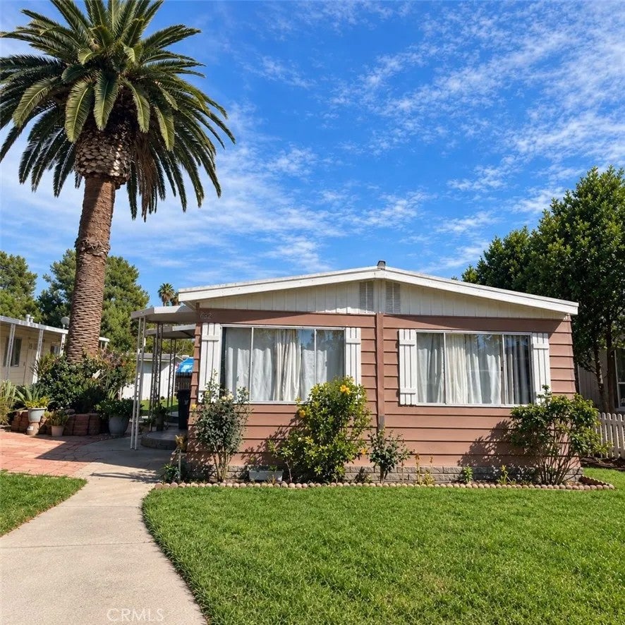 5800 Hamner 632 — photo