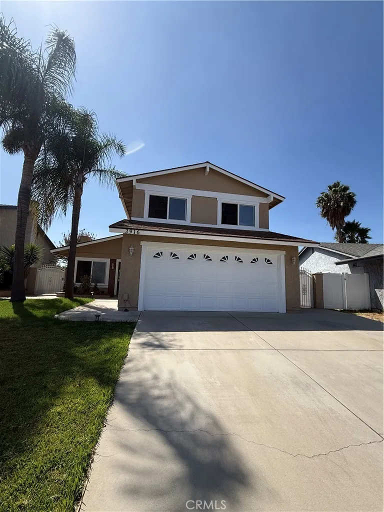 3916 Yellowstone Circle — photo