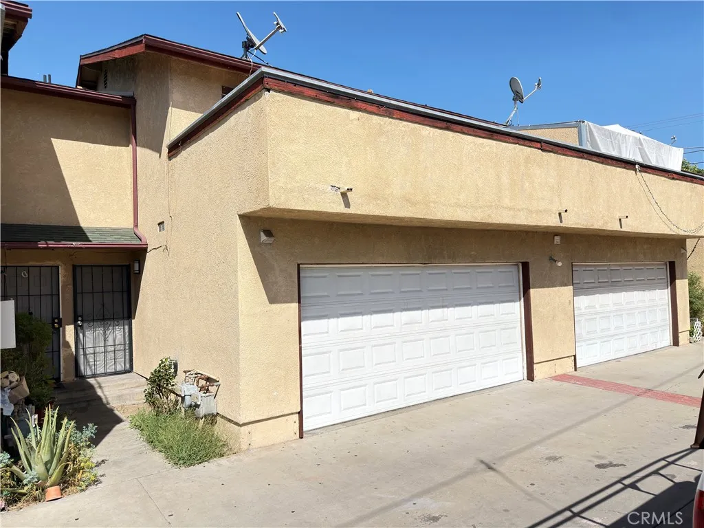 3533 Gilman Unit C — photo