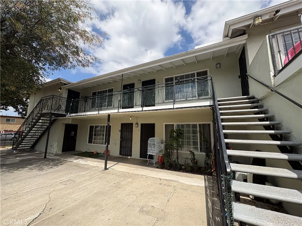 300 N Mountain View Place Unit 5 — photo