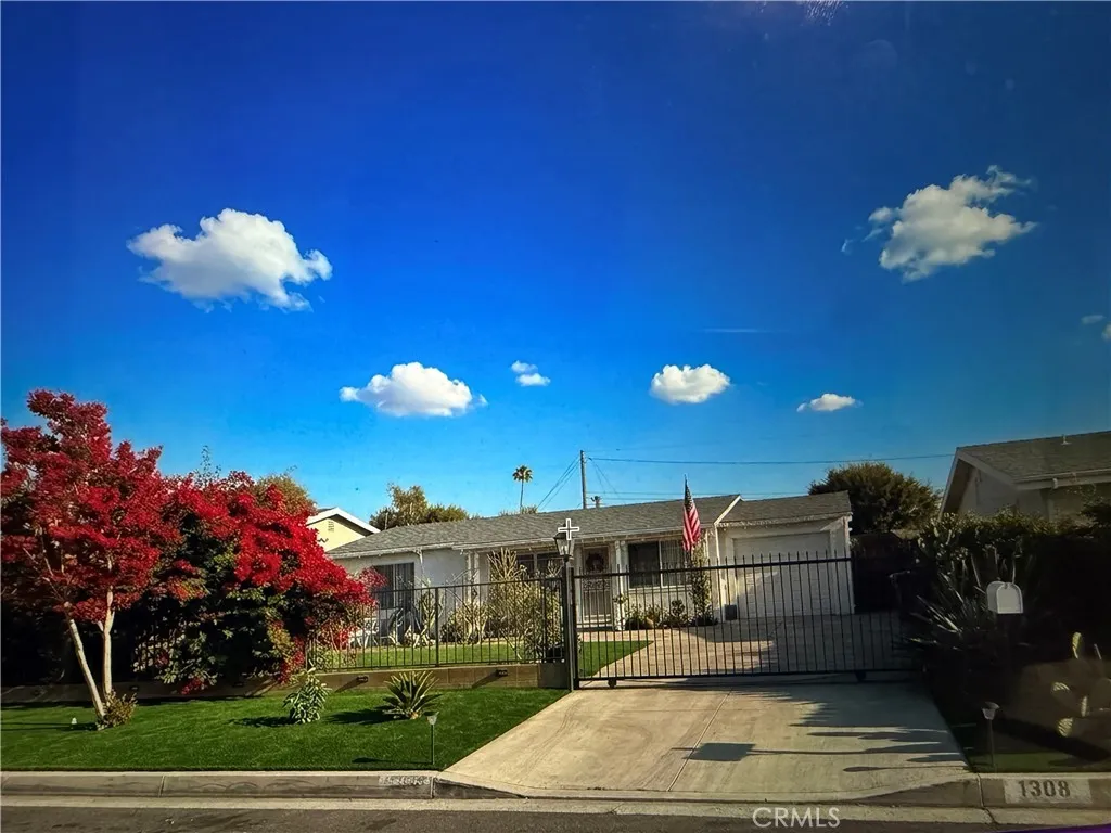 1308 Elmhurst Avenue — photo