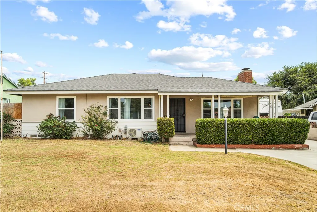 1422 N Sultana — photo