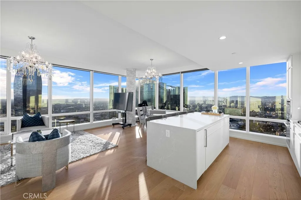 877 Francisco Street Unit 4111 — photo