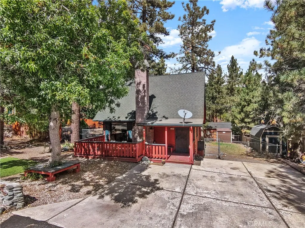 1852 Sparrow, Wrightwood, CA 92397 — photo 2