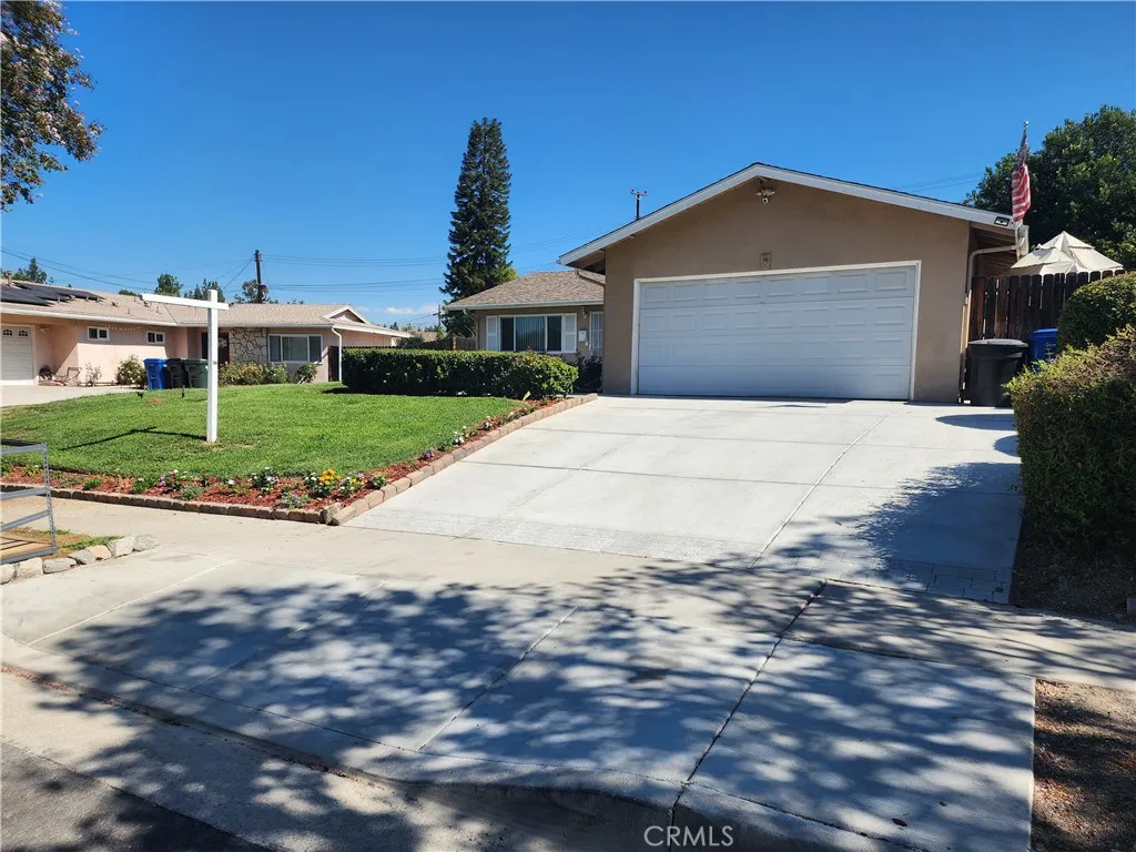 3516 S Whitingham Drive — photo