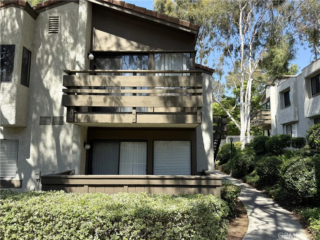 22734 Lakeway Drive Unit 338 — photo