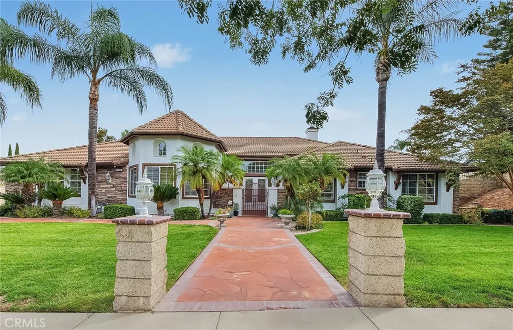 2885 Citrocado Ranch Street — photo