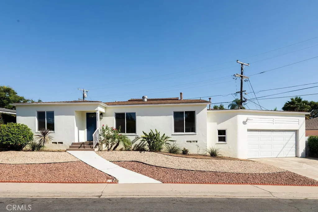 6117 Mesita Drive — photo