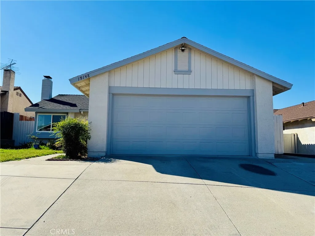 19148 Pilario Street — photo