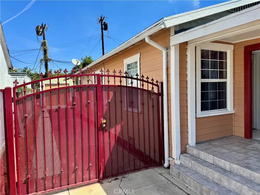 19 E Platt, Long Beach, CA 90805 — photo 3