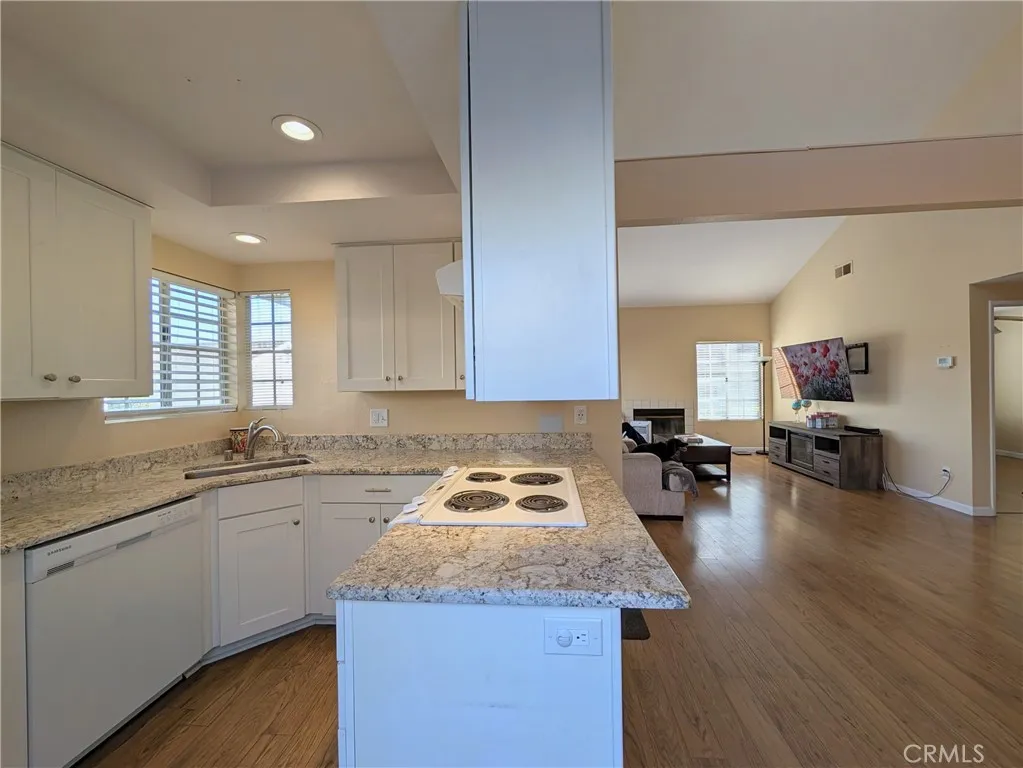346 Riverview Way, Oceanside, CA 92057 — photo 2