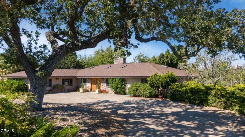 2591 Deer Hill Lane — photo
