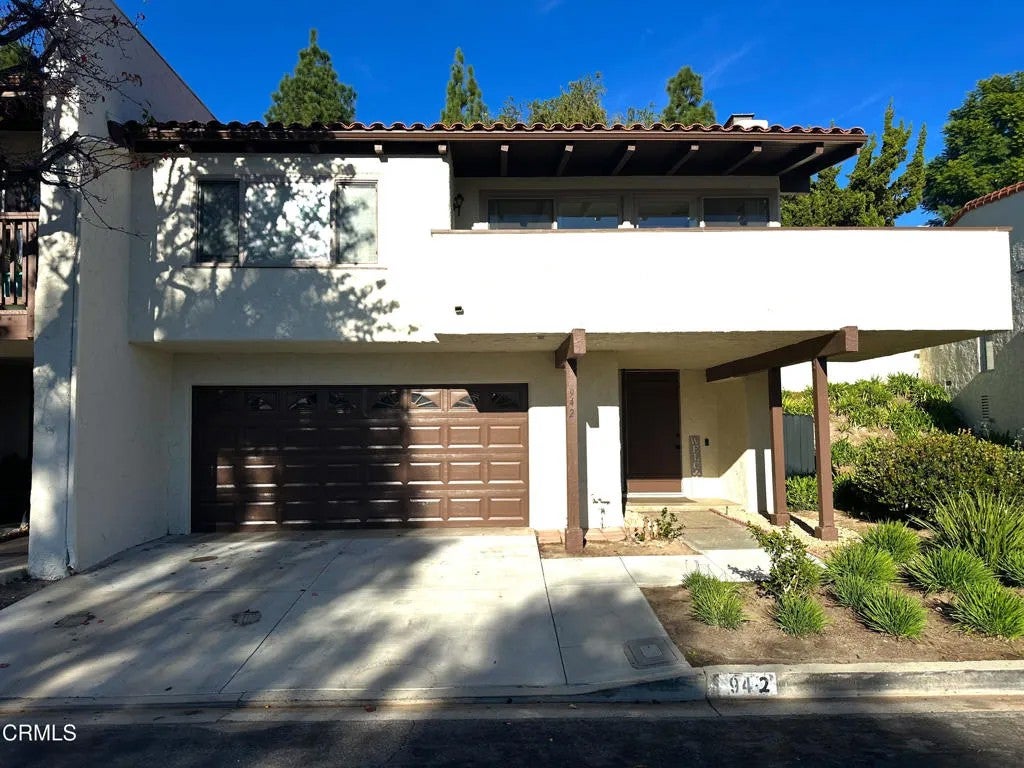 942 Woodlawn Drive — photo