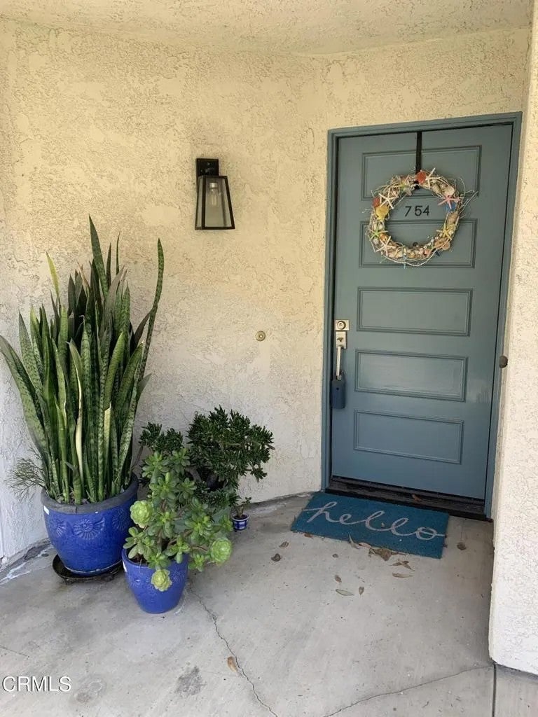 754 Island View Circle — photo
