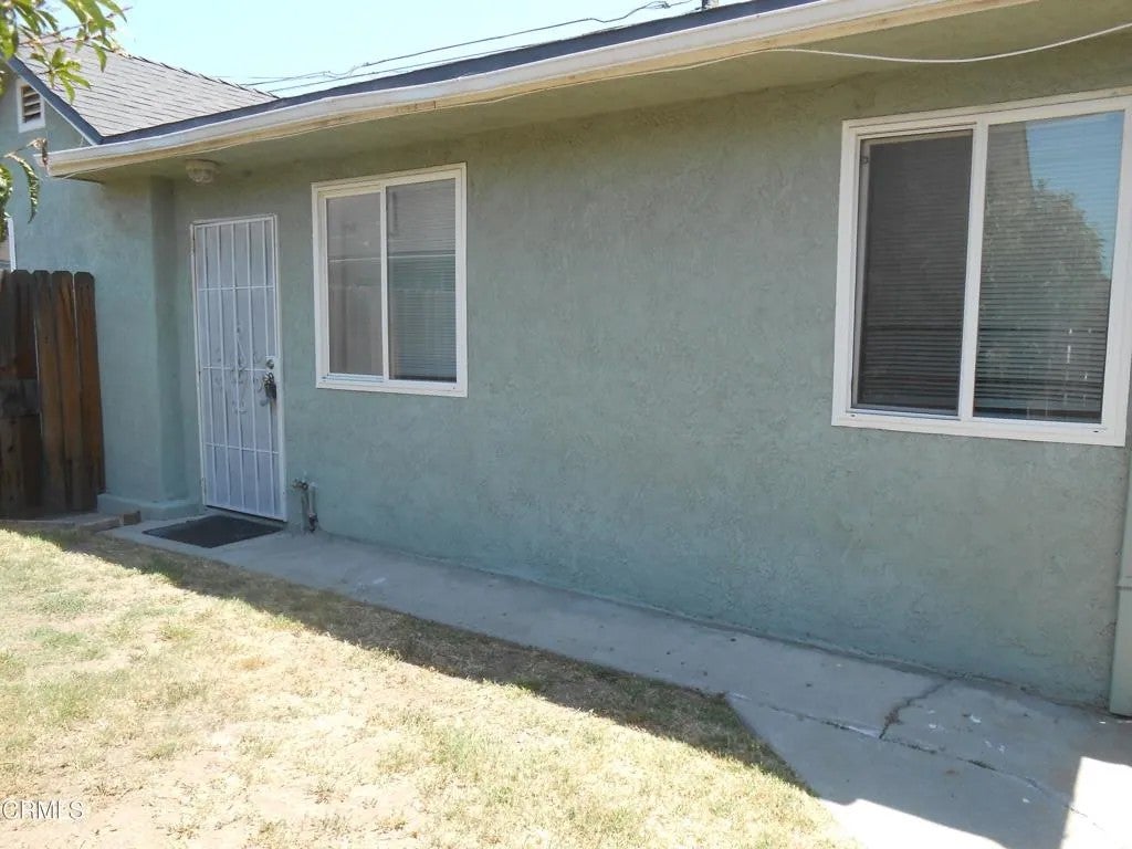 225 Brett Way — photo