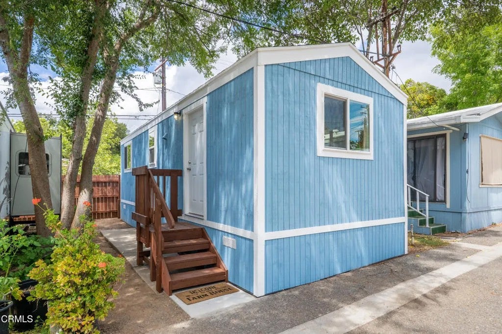 474 N Arnaz 3 — photo