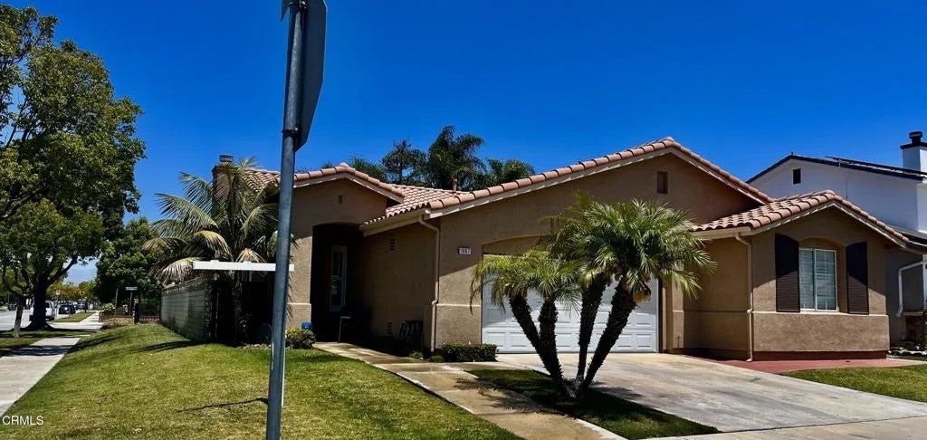 1007 Mika Way — photo