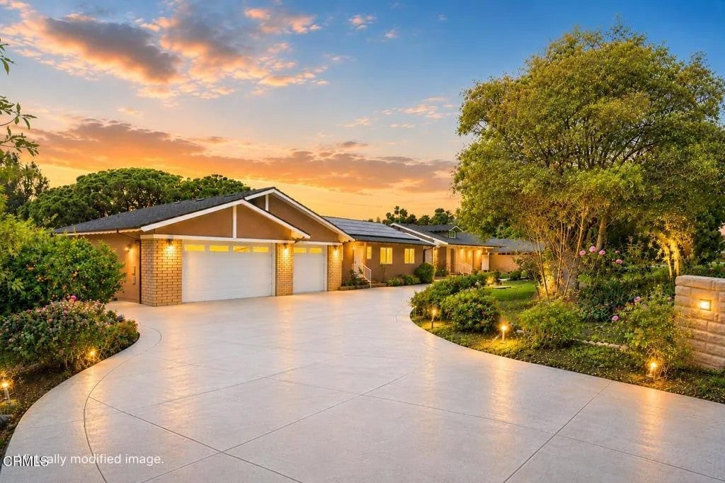 569 Valley Vista Drive — photo