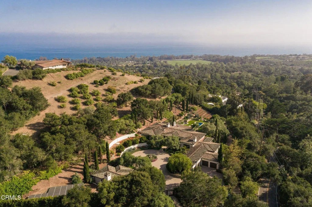420 Toro Canyon Road — photo