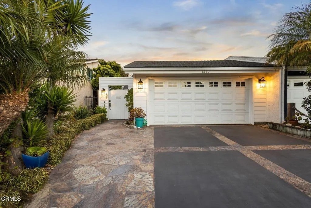 4620 Falkirk Bay — photo