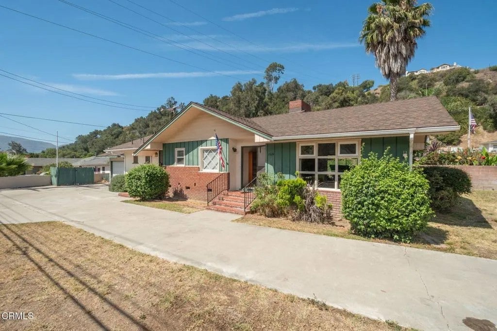 1024 Harvey Drive — photo