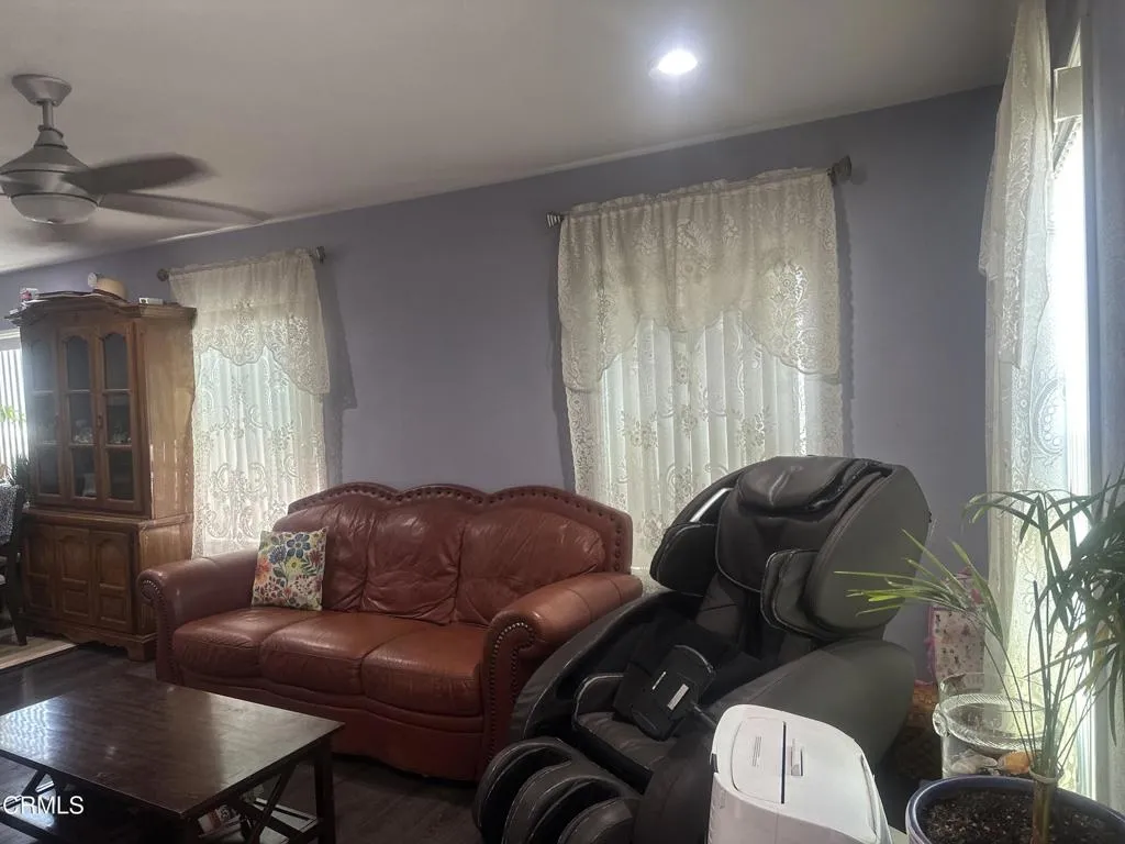 210 Harding Avenue, Oxnard, CA 93030 — photo 3