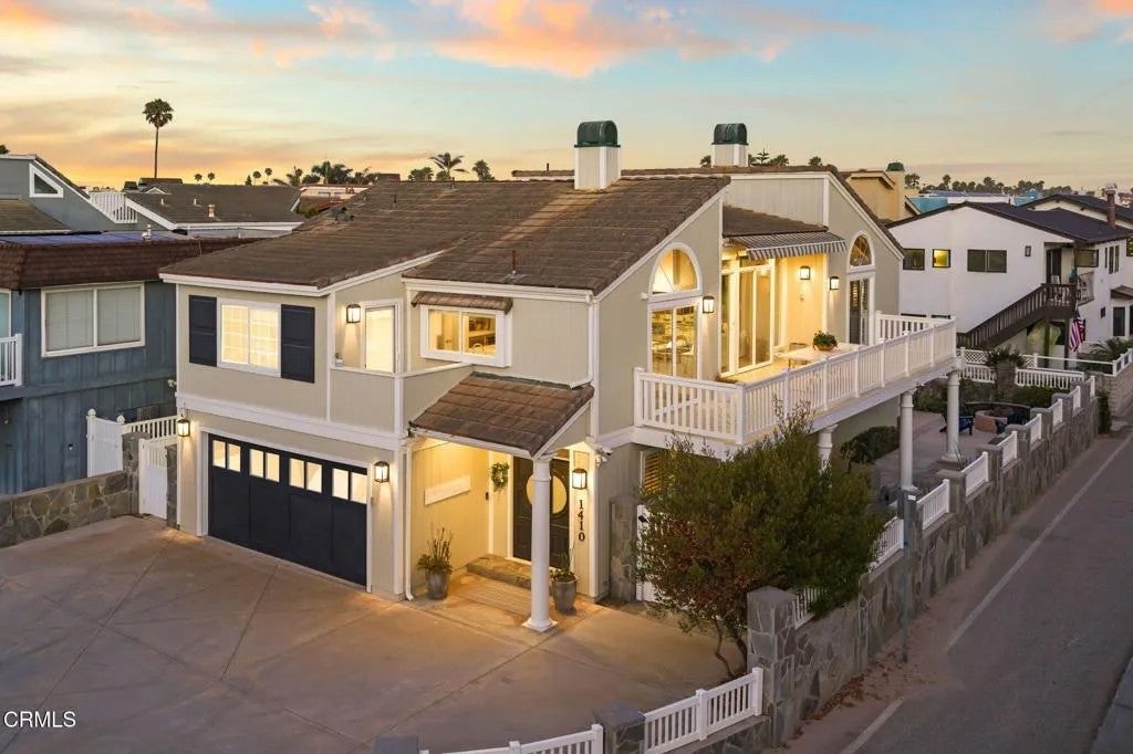 1410 Marine Way — photo