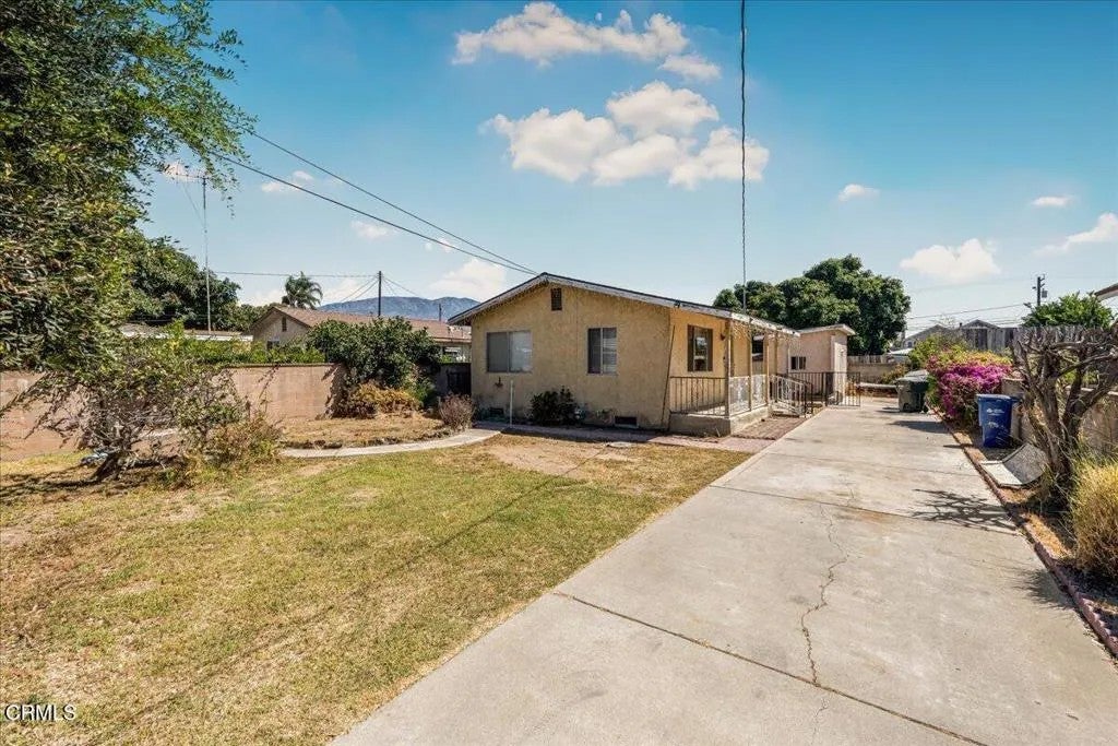 129 S Olive Street — photo