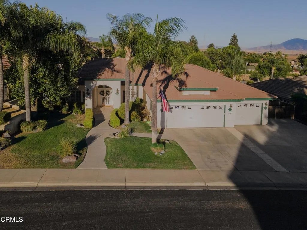 3707 Mont Blanc Terrace — photo