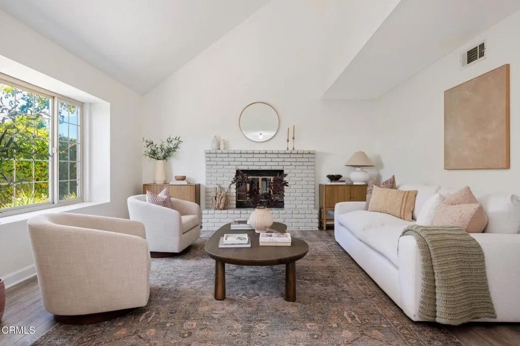 1351 Johnson Drive — photo